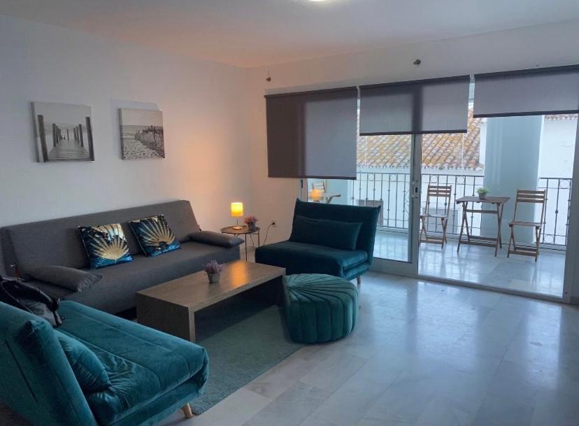 Appartement Apartament à Marbellac Extérieur photo