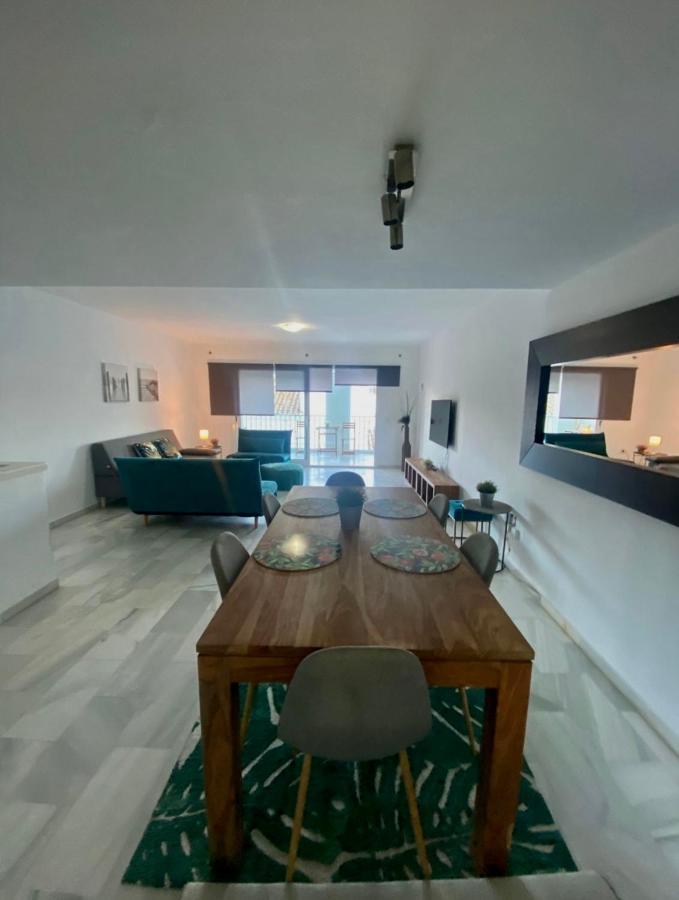 Appartement Apartament à Marbellac Extérieur photo
