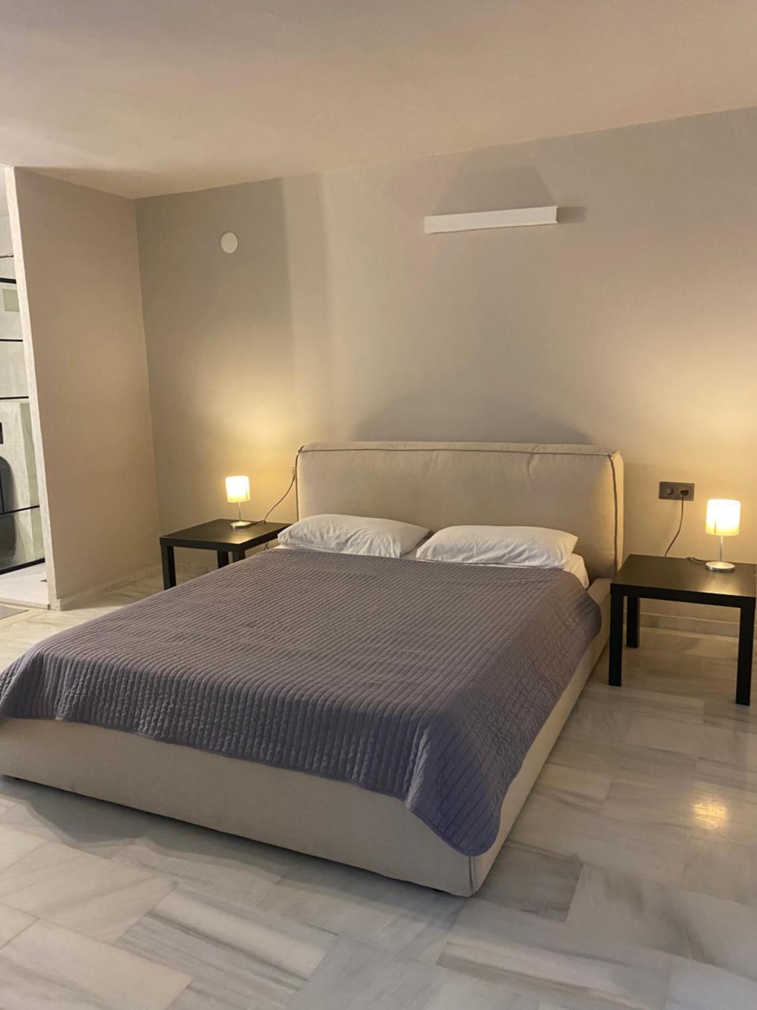 Appartement Apartament à Marbellac Extérieur photo